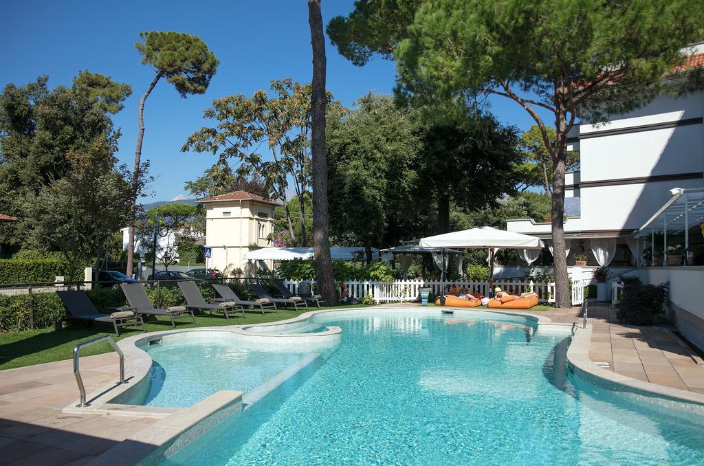 Hotel St.Mauritius Forte dei Marmi Exterior foto
